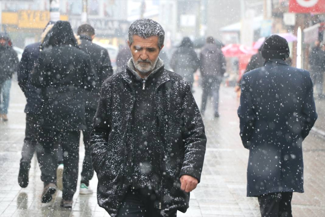 Konya’da nefesler tutuldu, kar yağışı için gözler tahminlerde 1